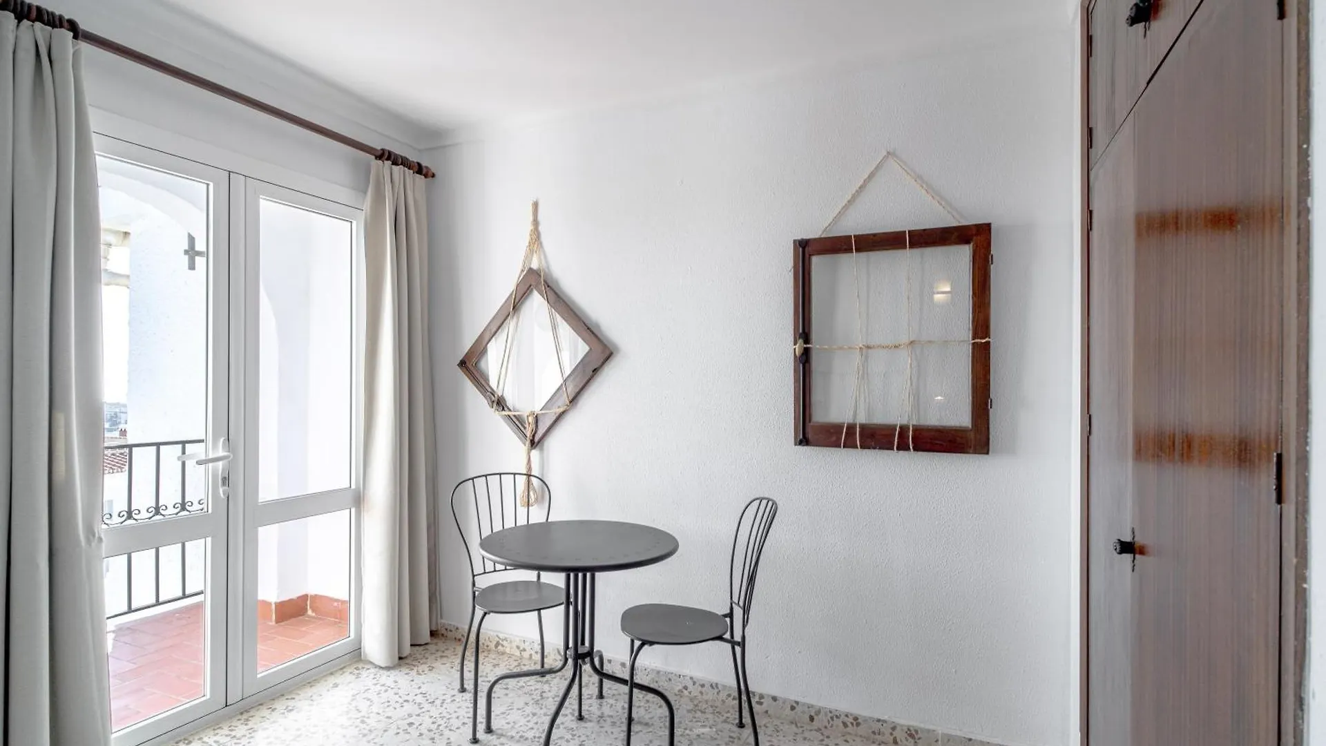 Via Romana 87 Villas Casasol Nerja 0*,  İspanya